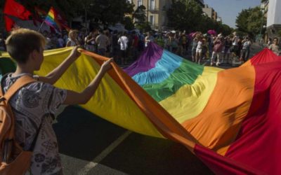 Las empresas que contraten a personas transexuales puntuarán mejor para conseguir contratos municipales en Sevilla